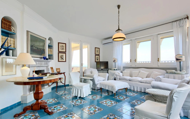 Estate4home - Villa Bougainville