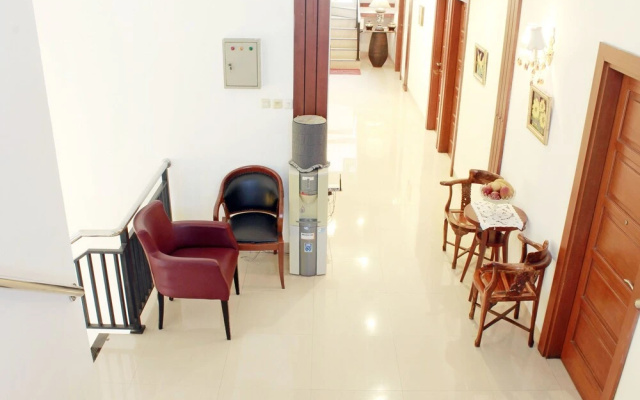 Kusuma Executive Residence