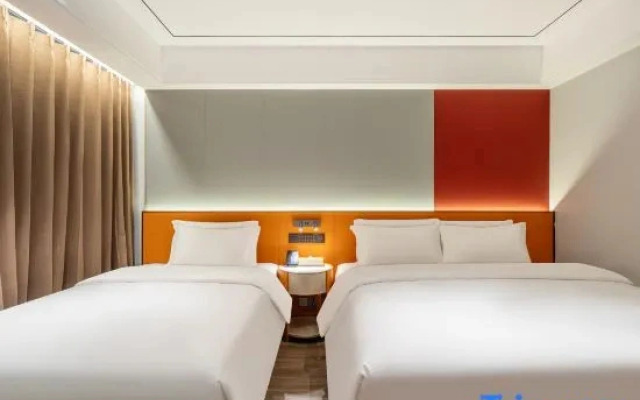 Jifeng International Hotel (Hulunbuir Arong Banner Wangjie Square Branch)