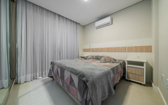 181 - Lindo apartamento 02 suítes em Mariscal