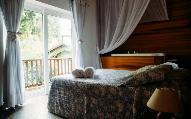 La Réserve Suites