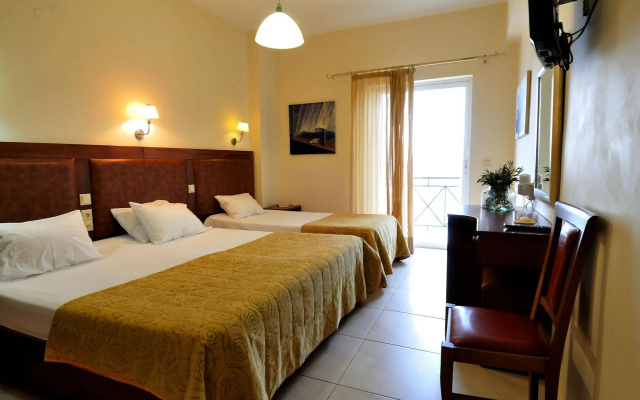 Artina Hotel