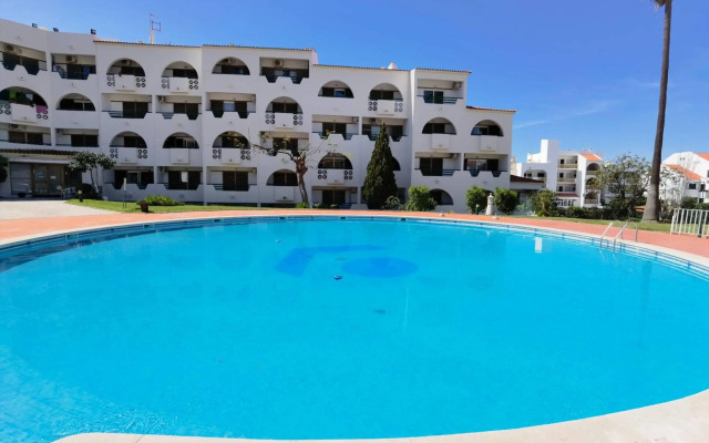 209 Modern Apartment in central Albufeira close to everything