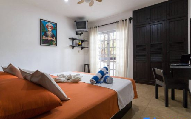 Katrina Double Balcony Apartment 5th Avenue