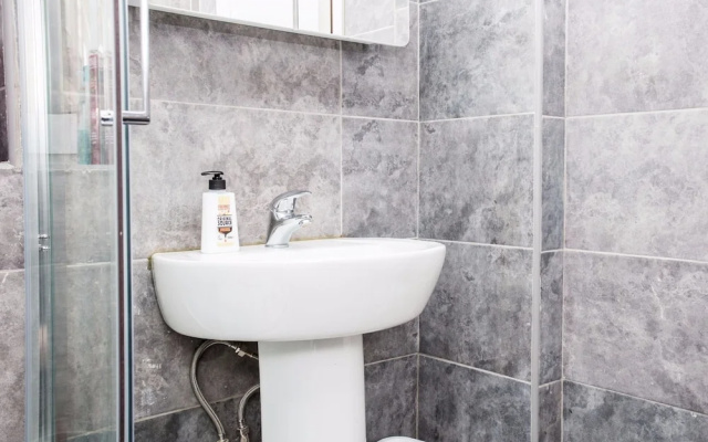 1 Bedroom Apartment Close to Museums in South Kensington