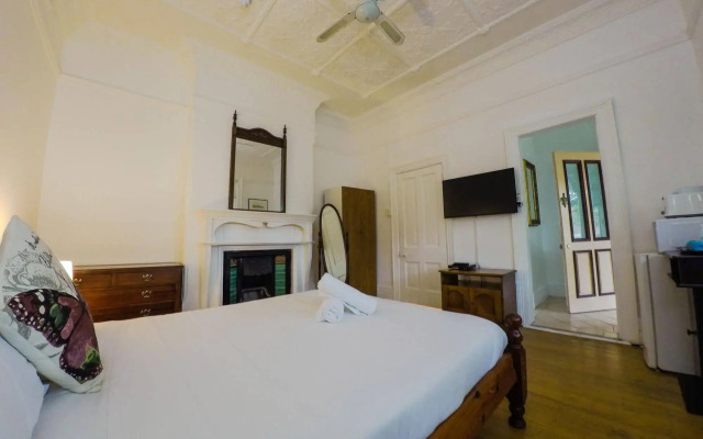 Manly Oceanside Accommodation