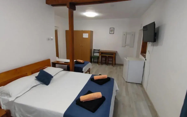Holiday House
