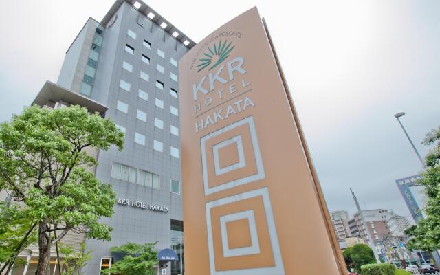 Отель Kkr Hakata Фукуока вид на фасад