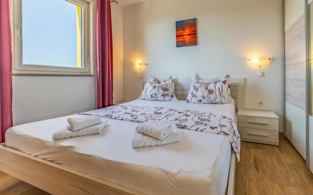 Nice Apartment in Pomer With 1 Bedrooms and Wifi