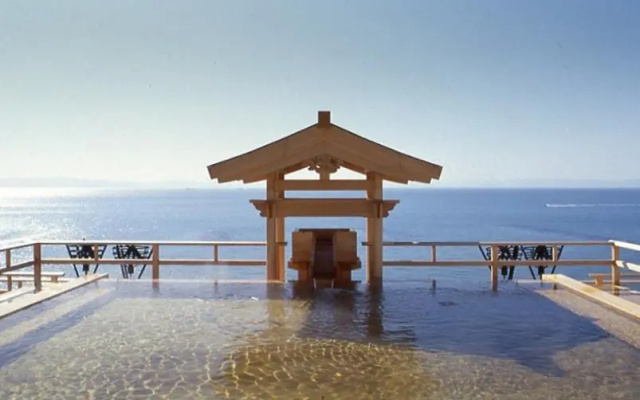 Yamaumi Onsen Shyuku Kaifuu