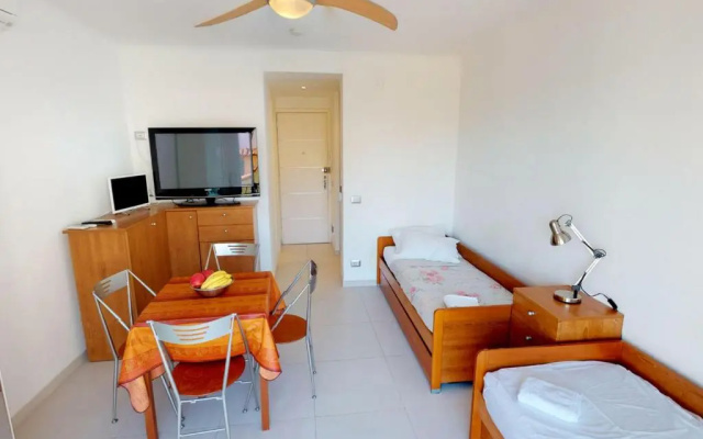 Studio Menton, 1 pièce, 3 personnes - FR-1-196-214