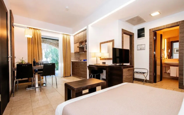 Zaton Apartment Near Sea Beach