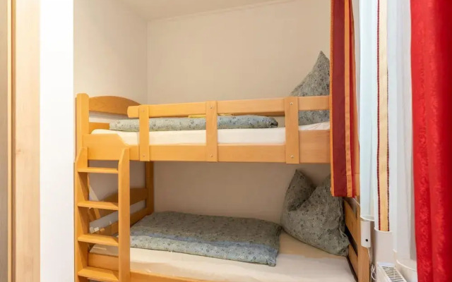 Apartment Neukirchen Near Ski Slopes
