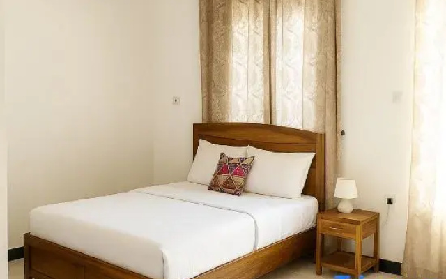 Uroa Beachfront 2BR • Balcony • Free Wi-Fi