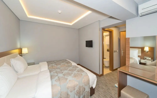 Peninsulacity Hotel
