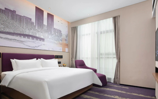 Hampton by Hilton Hefei West Railway Station Sili River