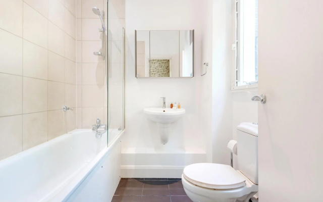 Stunning Home Near Earl s Court