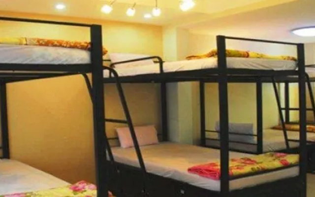 Backpacker's House