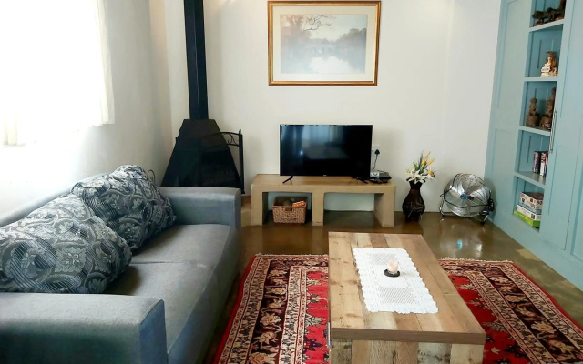 At Meerkat and Rehoboth Self Catering Lodges, Clarens
