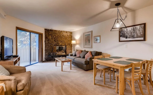 Westwind 109 1BD 1.5ba Gold Condo