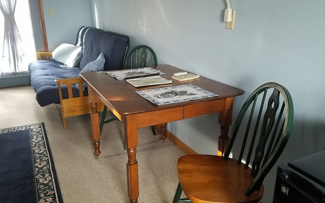 Mansfield Woods Vacation Cabins