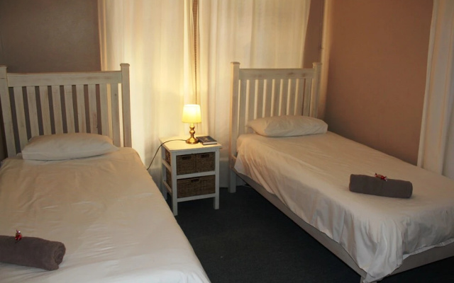8 Vila Self catering