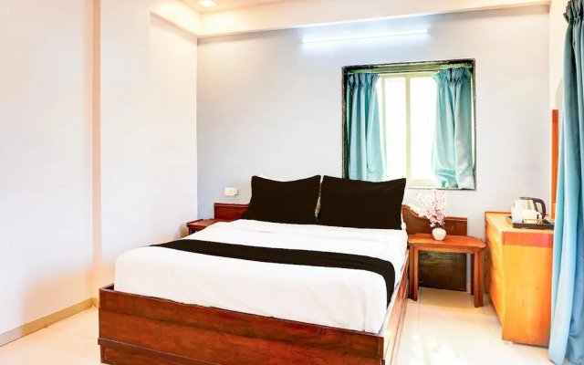 Classic With Balcony Ubale Nagar