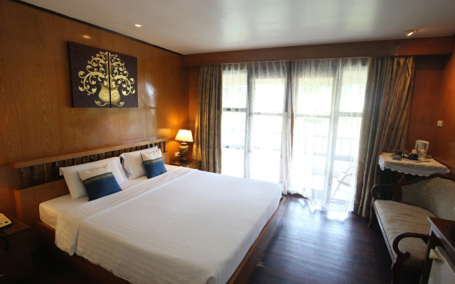 Phi Phi Banyan Villa