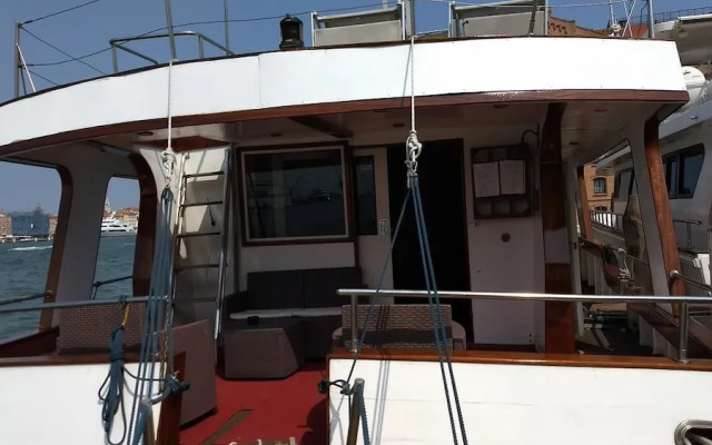 Yacht Fortebraccio Venezia