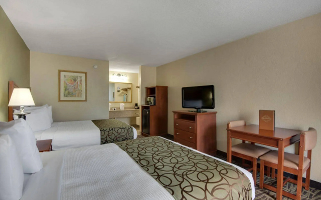 Baymont by Wyndham Panama City Beach