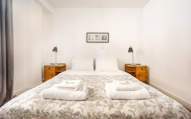 Sunny 1bedroom Cozy Flat in the Acropolis Area