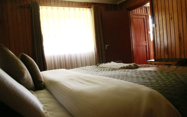 Anabas Mount Kenya Lodge