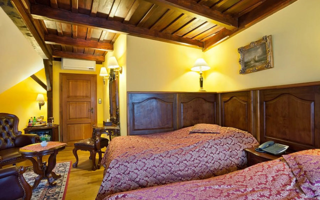 Hotel U Prince Prague by BHG