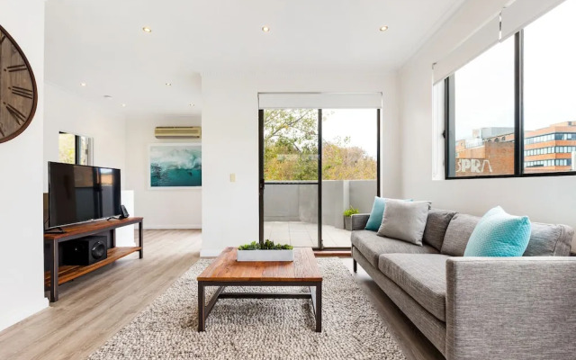 Surry Hills Modern Apartment 19 Fov
