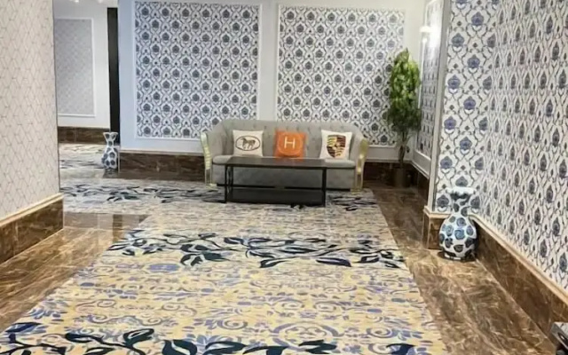 Green Hills Hotel