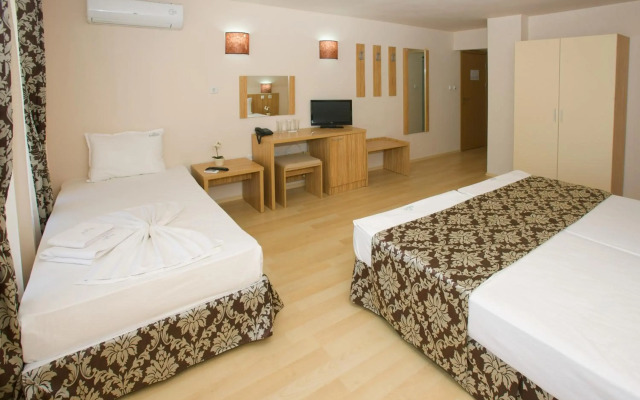 Karlovo Hotel