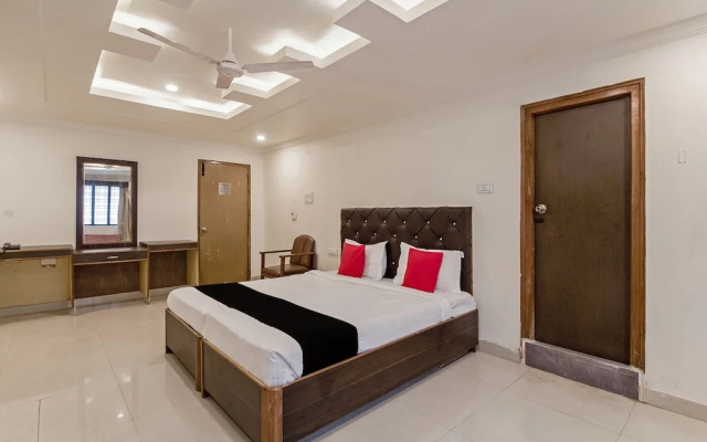 Fabhotel Marjan International