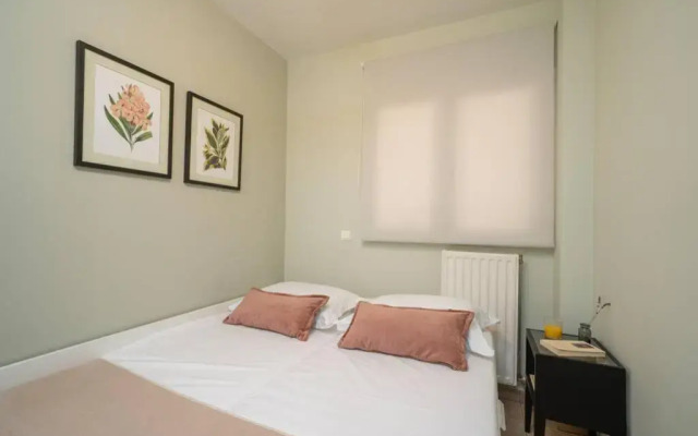 Central & Elegant Suite with private garden