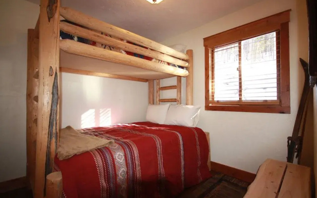 Mountain View Cabin