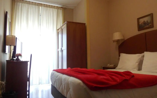 Hotel Larbelo