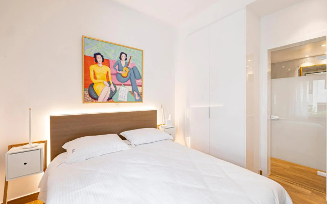 201- HiEndAccomodation-TopLocation