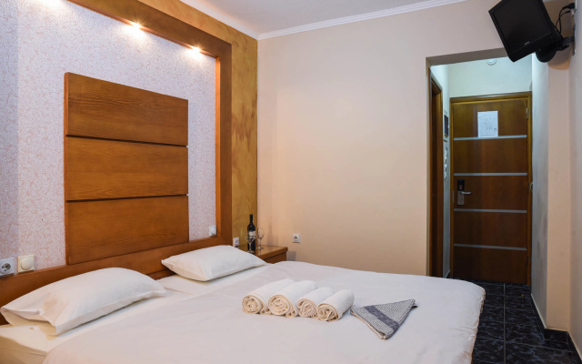 Sacallis Inn Beach Hotel