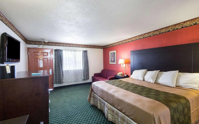 Rodeway Inn San Antonio Lackland AFB - SeaWorld