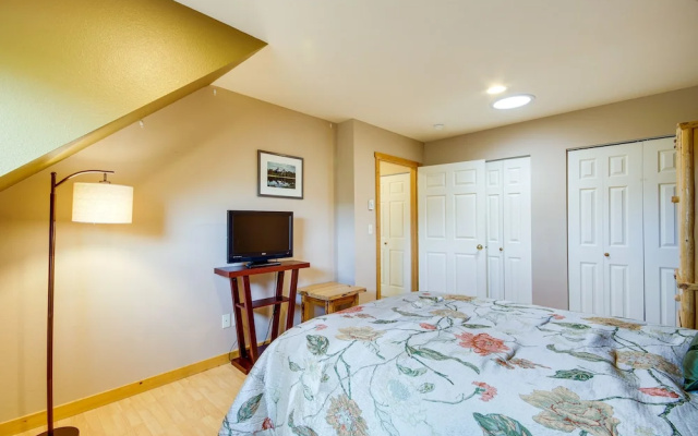 Montana Vacation Rental: 32 Mi to Yellowstone!