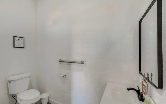 Centrally Located Lodi Home: Walk Downtown!