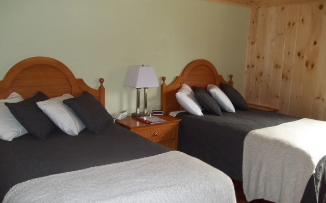 Wiscasset Woods Lodge