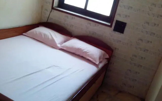 Central Line Guest House Dormitory