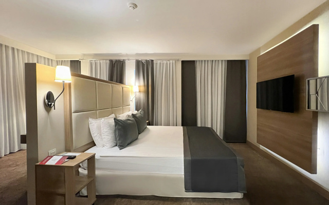 Kaya Izmir Thermal And Convention