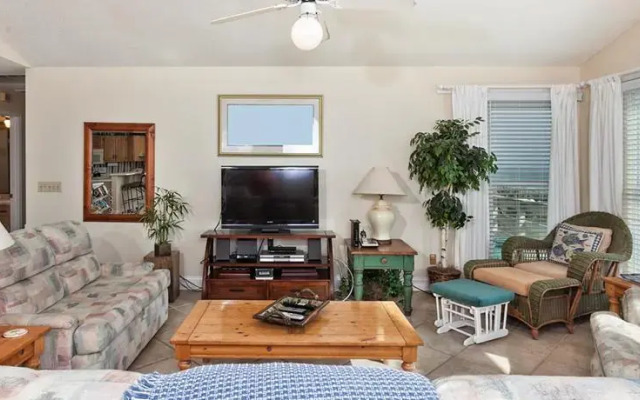 Taras Haven by Vacation Rental Pros