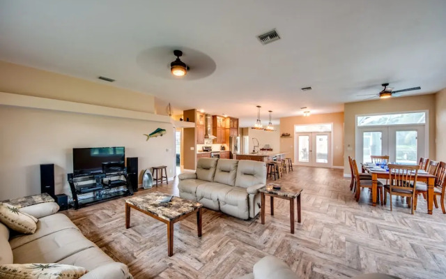 Villa Rustic Cove - Roelens Vacations